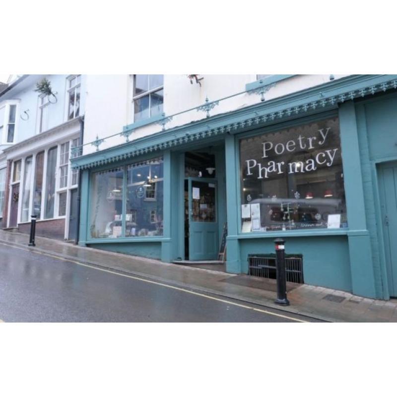 Sursa foto: www.poetrypharmacy.co.uk